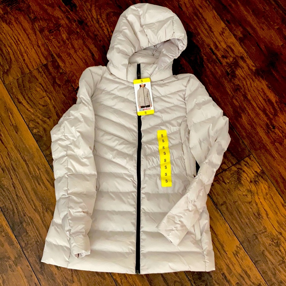 32 Degrees Puffer Coat. NWT. Size Small